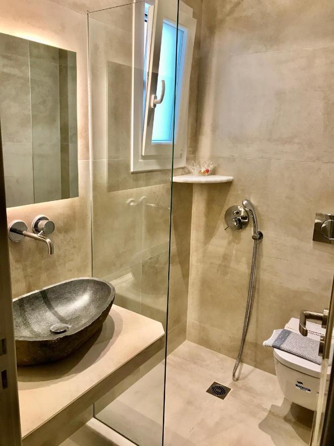 Vassiliki Rooms Πάρος Εξωτερικό φωτογραφία