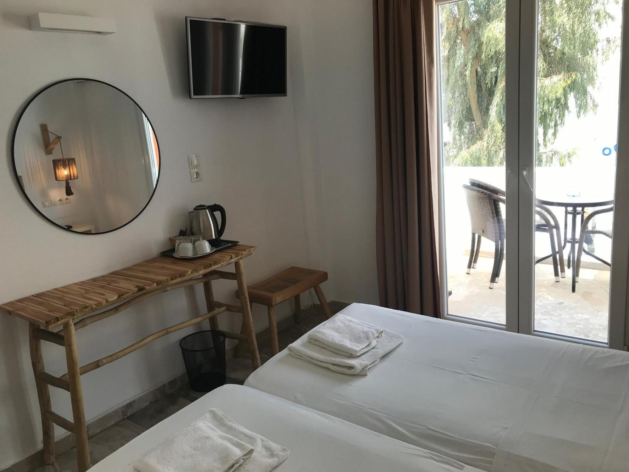 Vassiliki Rooms Πάρος Εξωτερικό φωτογραφία